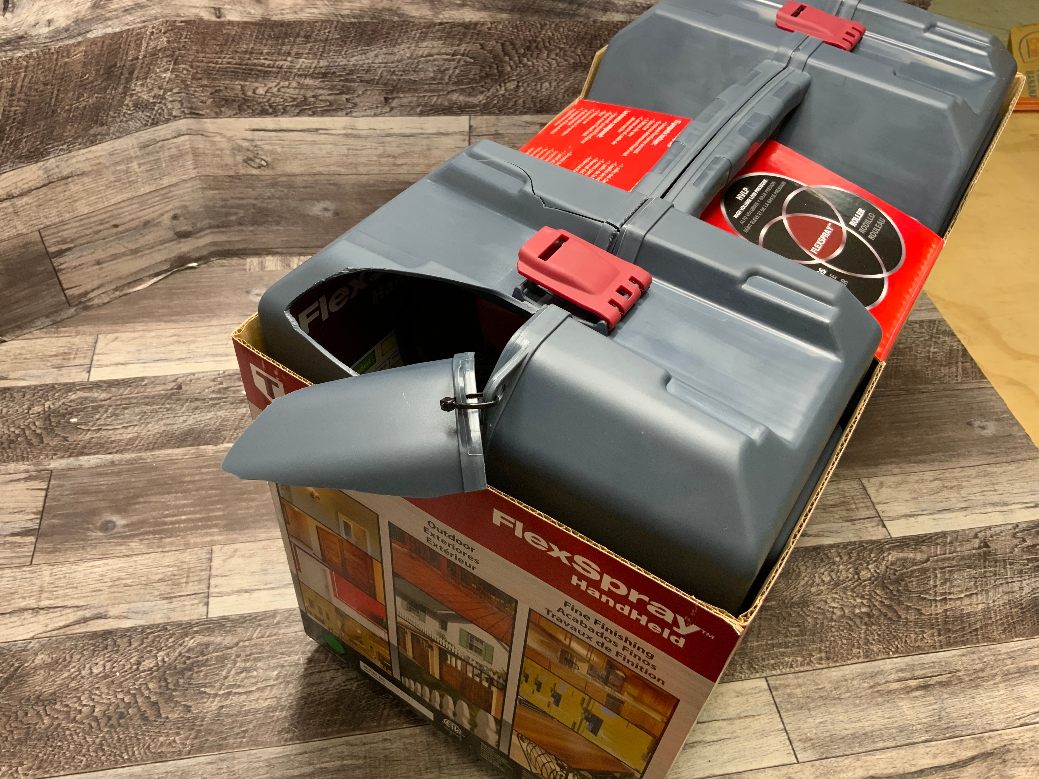 Titan Tool 0524093 FlexSpray Paint Sprayer **Box has damage** (8135670169838)